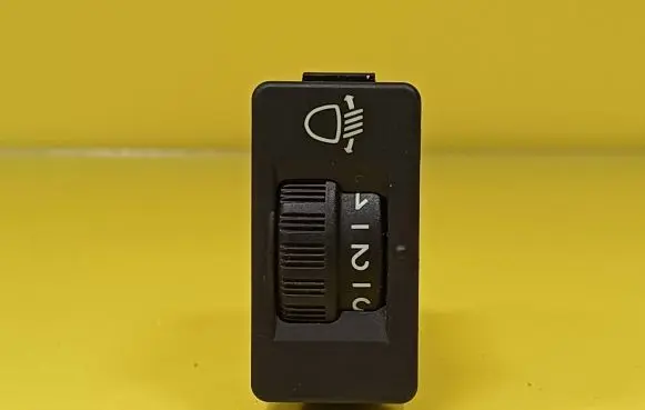 Citroen C2 Headlight level height control switch 96384422XT