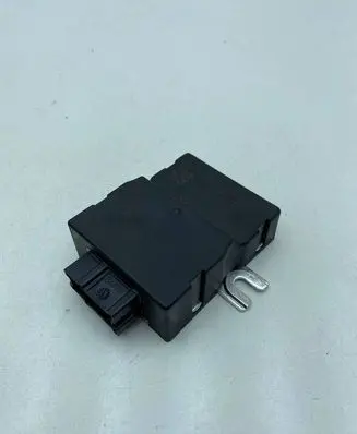 BMW 1 F20 F21 Fuel injection pump control unit/module 7476687 03082018 26043152A