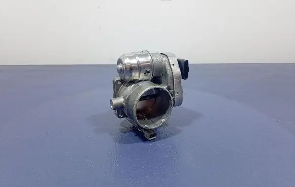 Peugeot 407 Throttle body valve MDTPF2C