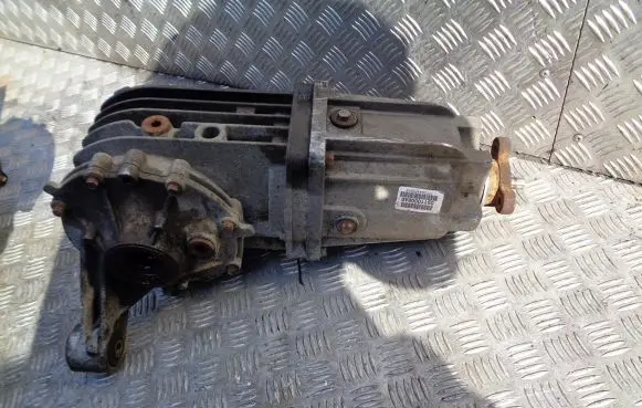 Chrysler Pacifica Rear differential 05110008AD