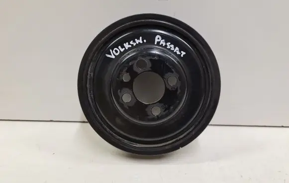 Volkswagen PASSAT B7 Crankshaft pulley 038105243M