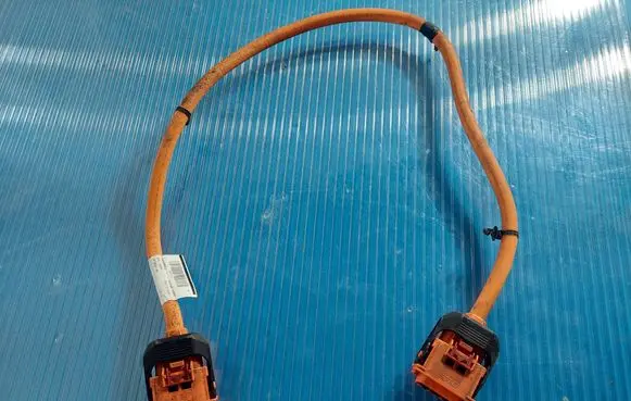 LEVC TX Electric car charging cable 1E0002156AE