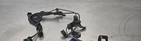 Mercedes-Benz C W206 Rear ABS sensor wiring A2065464300 A2065464100 A2065404101