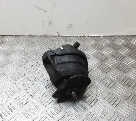 BMW 5 E60 E61 Engine mount bracket RM676109204