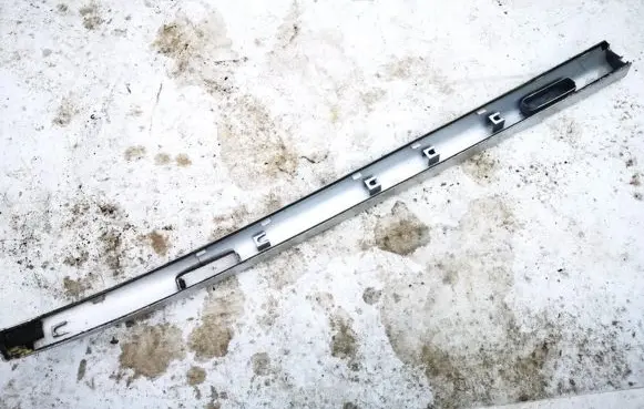 Roof bar rail