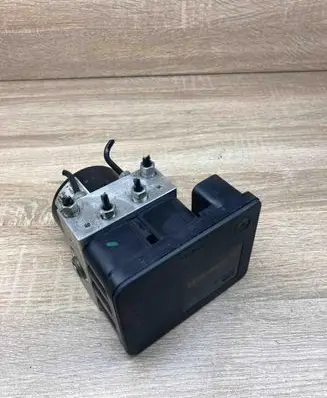 BMW 3 E90 E91 ABS Pump 6777159 6777158