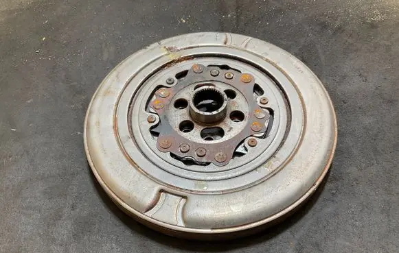 Audi A3 8Y Dual mass flywheel 986000