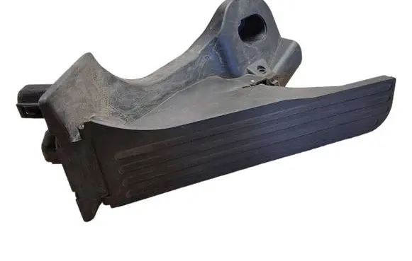 Volkswagen Touran II Accelerator throttle pedal 1T1723503N 6510300301