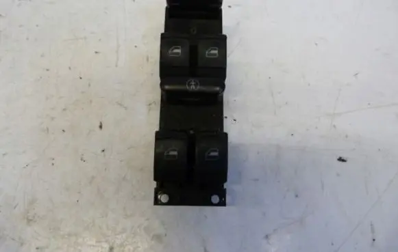 Volkswagen Golf IV Electric window control switch