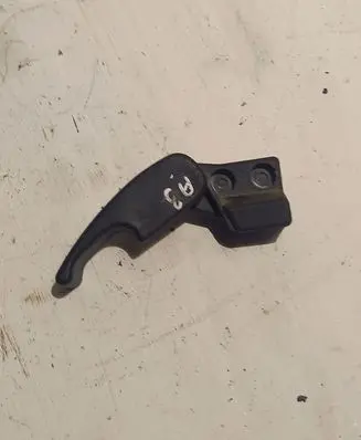 Engine bonnet (hood) release handle