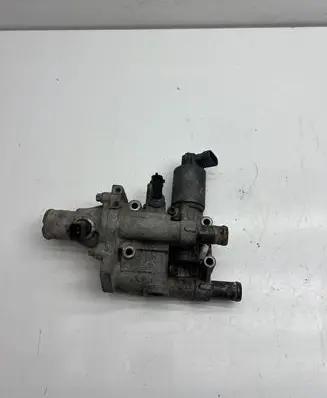 Opel Astra H Thermostat/thermostat housing 55559594