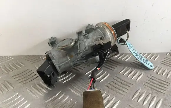 Mitsubishi Space Wagon Ignition lock 337860 MR329406 NL98010870