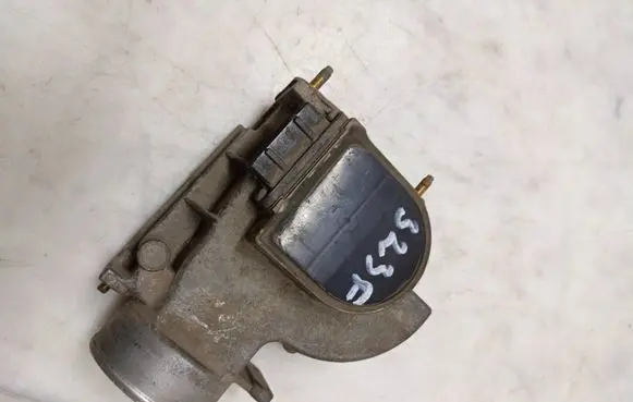 Mazda 323 F Mass air flow meter B37613210 1971004100