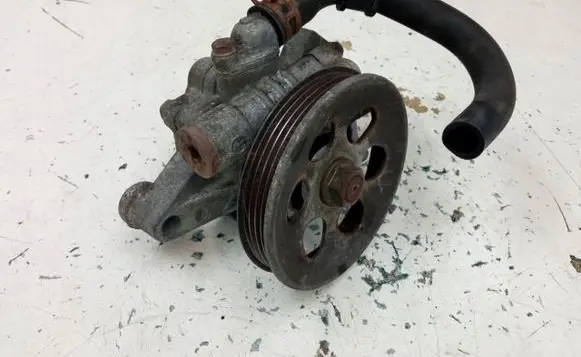Honda Civic Power steering pump 661421W