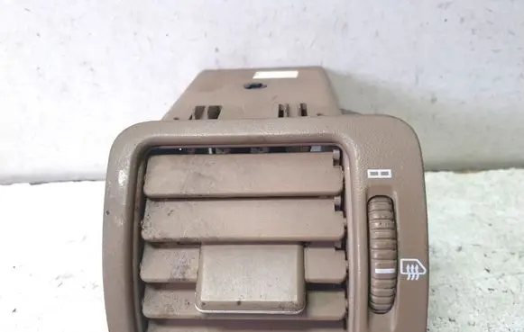 Mercedes-Benz ML W163 Dashboard side air vent grill/cover trim A1638300154