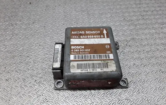 Audi A4 S4 B5 8D Airbag control unit/module 8A0959655B 0285001037