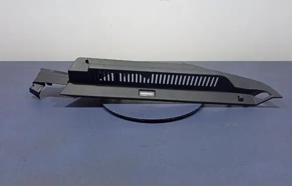 Ford Mondeo MK I Other sill/pillar trim element DS73A46808B