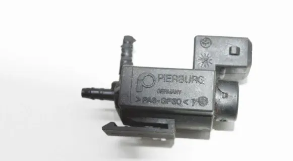 BMW 5 E60 E61 Valve vacuum 1742712 13600098