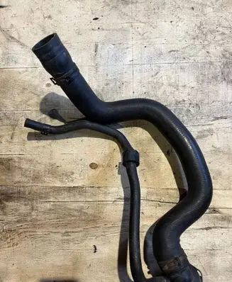 Volkswagen Touran I Engine coolant pipe/hose 600122291