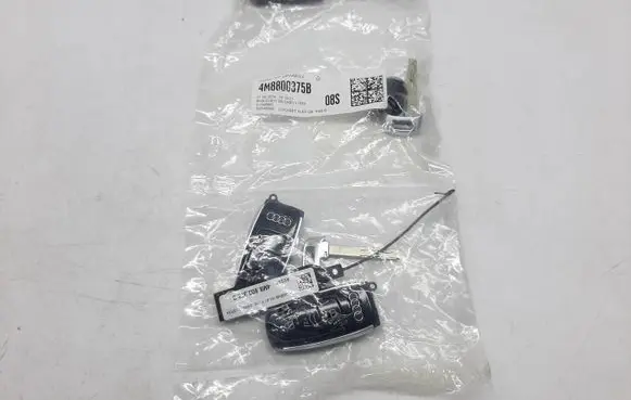 Audi A6 S6 C8 4K Tool set 4M8800375B
