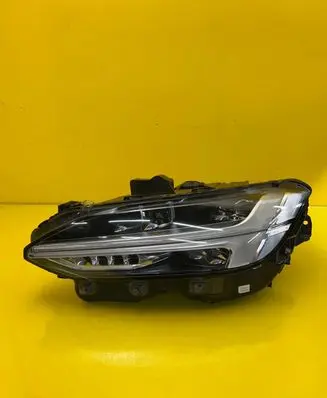 Volvo S90, V90 Headlight/headlamp 31386164