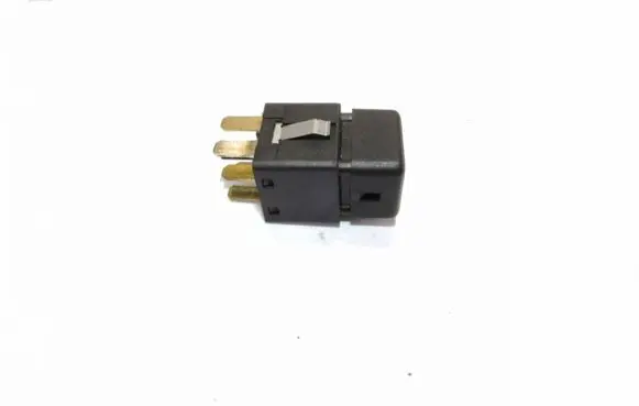 Suzuki Wagon R+ Other switches/knobs/shifts 3727062E10