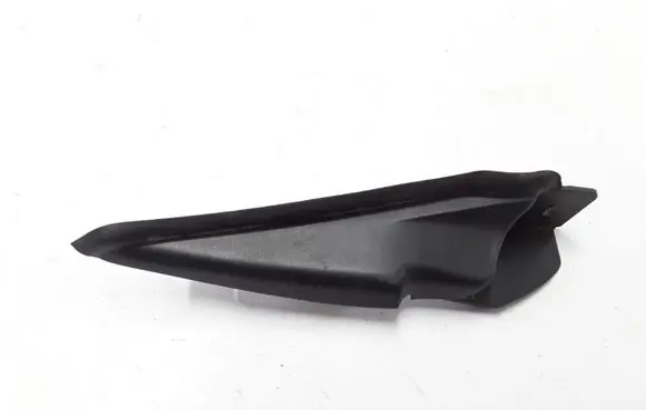 Renault Captur Wiper trim 668622369R