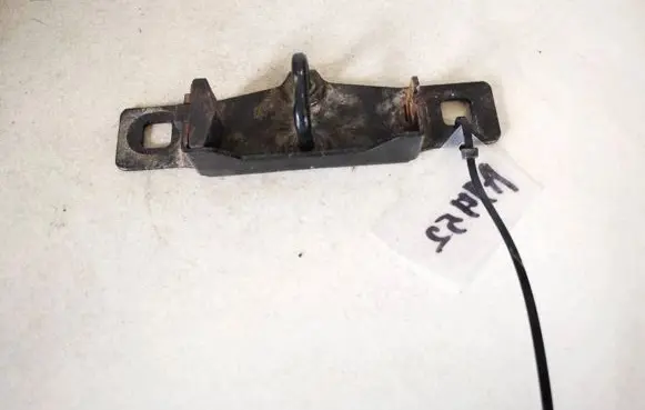 Ford Fiesta Rear door lock loop/hook striker 