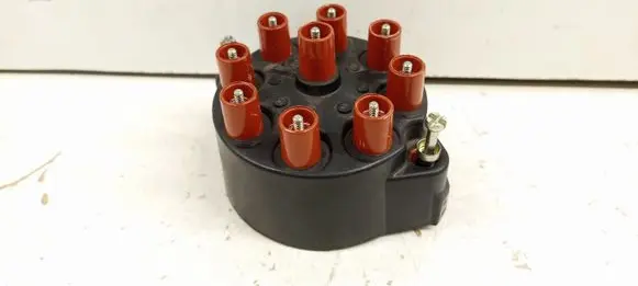 Mercedes-Benz S W126 Spark distributor cap 0001584202 0290004505 A0001584202