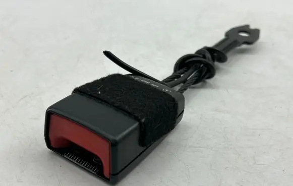 Mercedes-Benz A W169 Front seatbelt buckle 1698604869