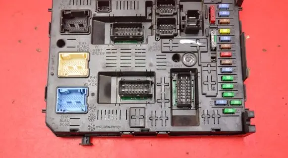 Citroen C5 Fuse box set 281201930C