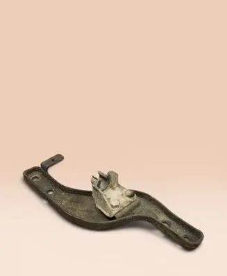 Suzuki Vitara (ET/TA) Gearbox mounting bracket
