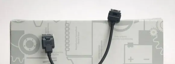 Mercedes-Benz S W221 iPod connector socket A0028272104