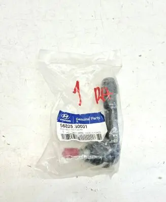 Hyundai i30 Steering tie rod 56825-S0001