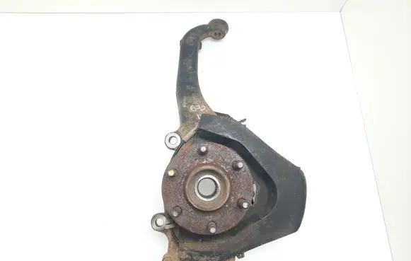 Nissan Navara D40 Front wheel hub