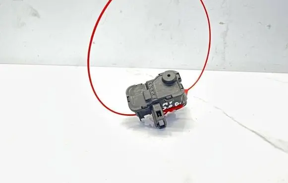 Audi A5 8T 8F Fuel tank cap lock 8K0862153J 8202809