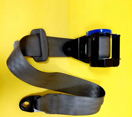 Chevrolet Nubira Rear seatbelt 0432015