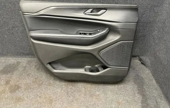 Jeep Grand Cherokee WL Front door card panel trim 20234131910 P8819475 22501A