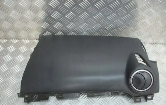 Mazda 3 I Airbag cover 