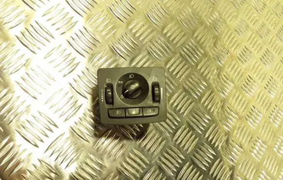 Volvo V50 Light switch 30669736 04W11T