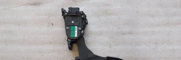 Volkswagen Golf IV Accelerator throttle pedal 6Q1721503C
