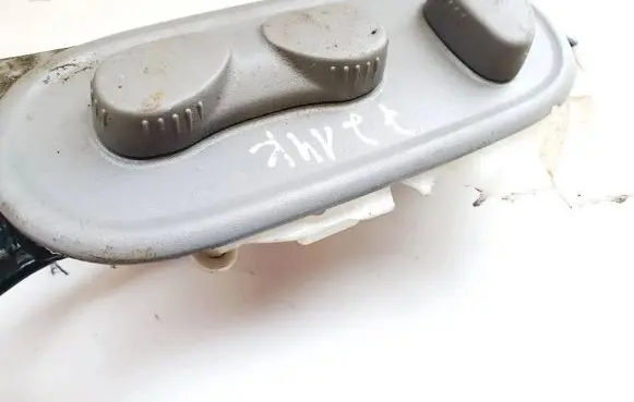 Mazda Xedos 9 Seat control switch ta035g28