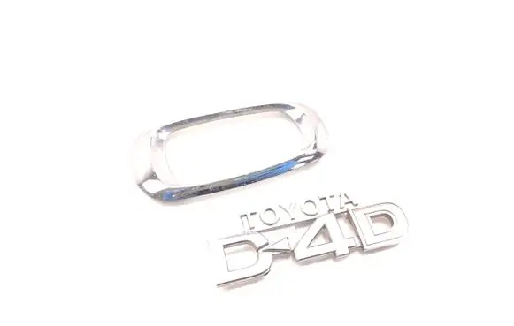 Toyota Land Cruiser (J120) Manufacturers badge/model letters 