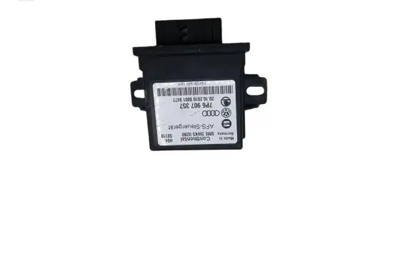 Volkswagen Touareg II Light module LCM 7P6907357