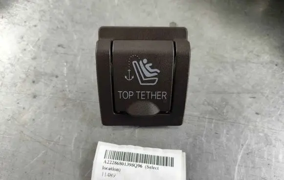 Mercedes-Benz S W222 ISOFIX cover A22286801398Q96