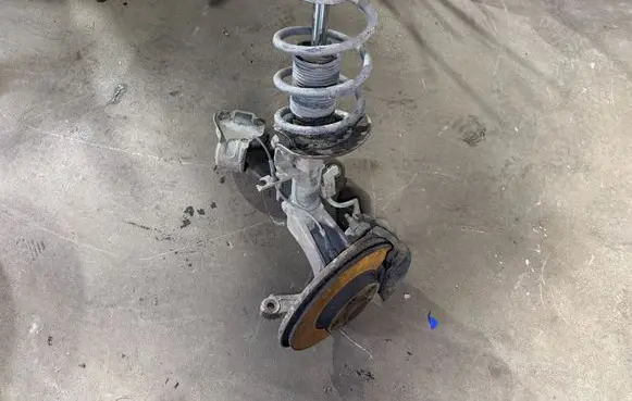 Volvo V60 Front wheel hub spindle knuckle 