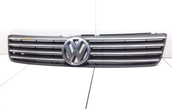 Volkswagen PASSAT B5 Front bumper upper radiator grill 3BD853653 3BD853651