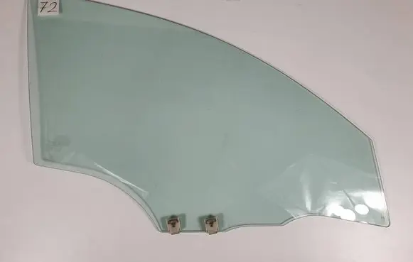 Mazda 3 I Front door window glass four-door 43R008612