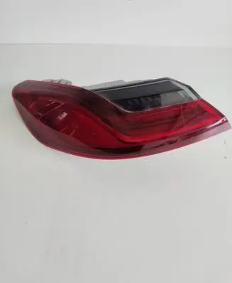BMW 8 G15 Tailgate rear/tail lights H3744577313 2061010211