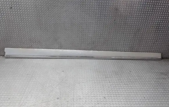 Mercedes-Benz C W203 Front door trim (molding) A2036904962